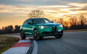 Alfa Romeo Stelvio Quadrifoglio     