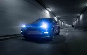 Aston Martin DBX707     
