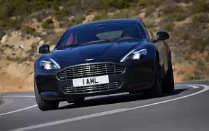 Aston Martin Rapide (Quantum Silver)     