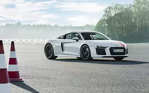 Audi R8 V10 RWS     