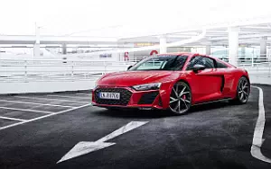 Audi R8 V10 performance RWD     