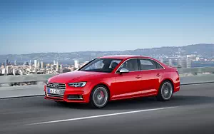 Audi S4     