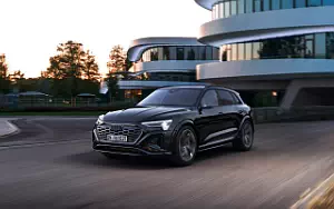 Audi SQ8 e-tron quattro     