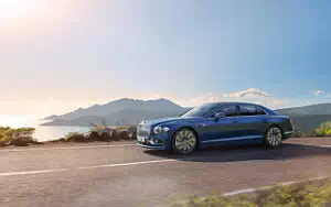 Bentley Flying Spur Azure     