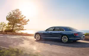 Bentley Flying Spur Azure     