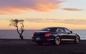 Bentley Flying Spur Hybrid (Spectre) US-spec     