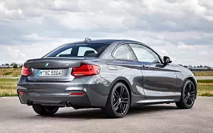 BMW M240i xDrive Coupe     