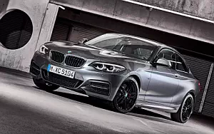 BMW M240i xDrive Coupe     