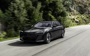 BMW 760i xDrive M Sport US-spec     