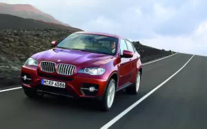 BMW X6 xDrive50i     