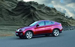 BMW X6 xDrive50i     