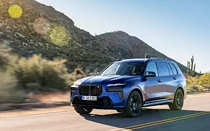 BMW X7 M60i xDrive     