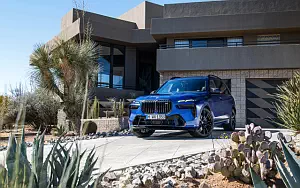 BMW X7 M60i xDrive     