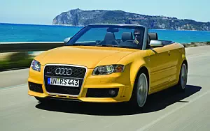 Audi RS4 Cabriolet wide wallpapers