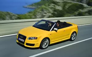 Audi RS4 Cabriolet wide wallpapers