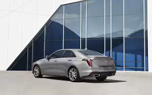 Cadillac CT4     