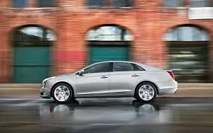 Cadillac XTS     