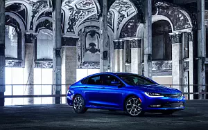 Chrysler 200S AWD     