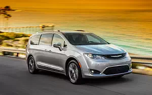 Chrysler Pacifica Limited     