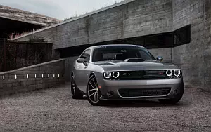 Dodge Challenger 392 HEMI Scat Pack Shaker     