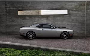 Dodge Challenger 392 HEMI Scat Pack Shaker     