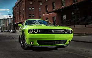 Dodge Challenger R/T Plus     