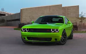 Dodge Challenger R/T Plus Shaker     