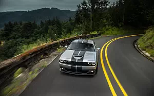 Dodge Challenger SRT 392     