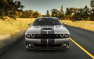 Dodge Challenger SRT 392     