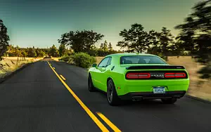 Dodge Challenger SRT Hellcat     