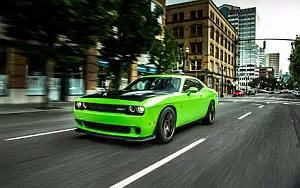 Dodge Challenger SRT Hellcat     