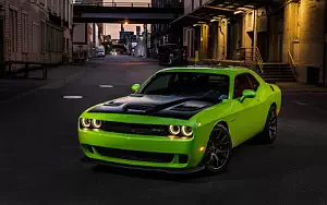 Dodge Challenger SRT Hellcat     