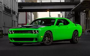 Dodge Challenger SRT Hellcat     