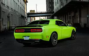 Dodge Challenger SRT Hellcat     