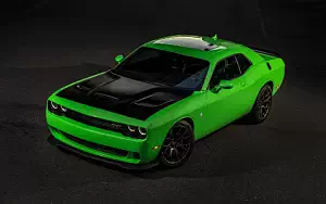 Dodge Challenger SRT Hellcat     