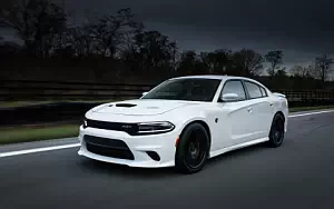 Dodge Charger SRT Hellcat     