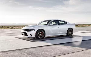 Dodge Charger SRT Hellcat     