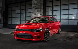 Dodge Charger SRT Hellcat     