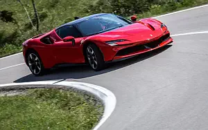 Ferrari SF90 Stradale     