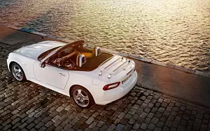 Fiat 124 Spider     