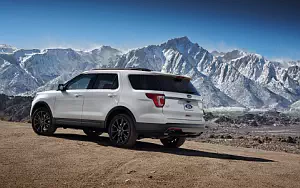 Ford Explorer XLT Sport     