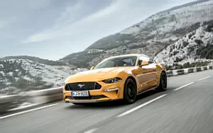 Ford Mustang GT Fastback (Orange Fury) EU-spec     