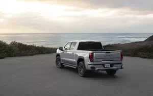 GMC Sierra Denali Ultimate Crew Cab     