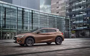 Infiniti Q30 2.2d AWD     