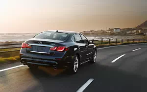 Infiniti Q70L 3.7     