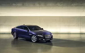 Jaguar XJ L Autobiography UK-spec     