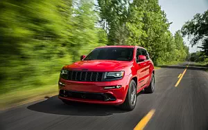 Jeep Grand Cherokee SRT Red Vapor     