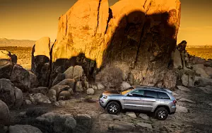 Jeep Grand Cherokee Trailhawk     