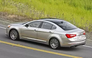 Kia Cadenza     