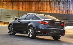 Kia Cadenza     